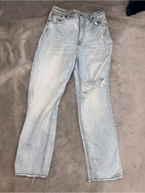 Abercrombie & Fitch Light Blue Straight Leg Distressed Jeans, size 29